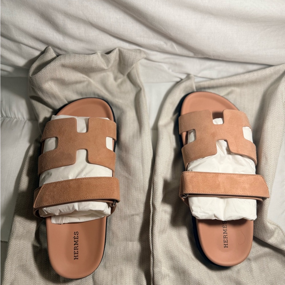 Hermes 2024 Chypre Sandal in Nude Pink BNIB
37.5